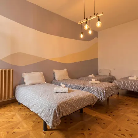 L'atypique Au Centre Des Arcades Elégant Spacieux * Montauban