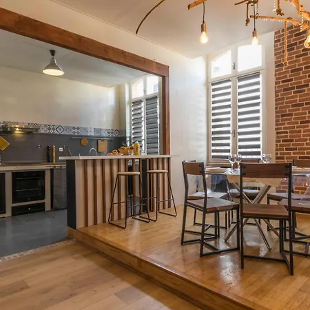 Appartamento L'atypique Au Centre Des Arcades Elégant Spacieux *