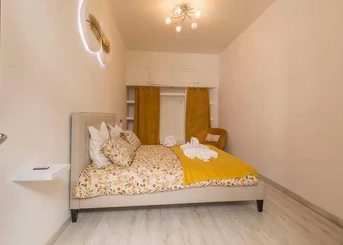 L'atypique Au Centre Des Arcades Elegant Spacieux Apartment Montauban