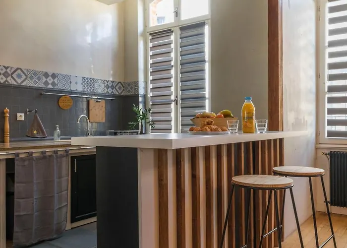 L'atypique Au Centre Des Arcades Elegant Spacieux